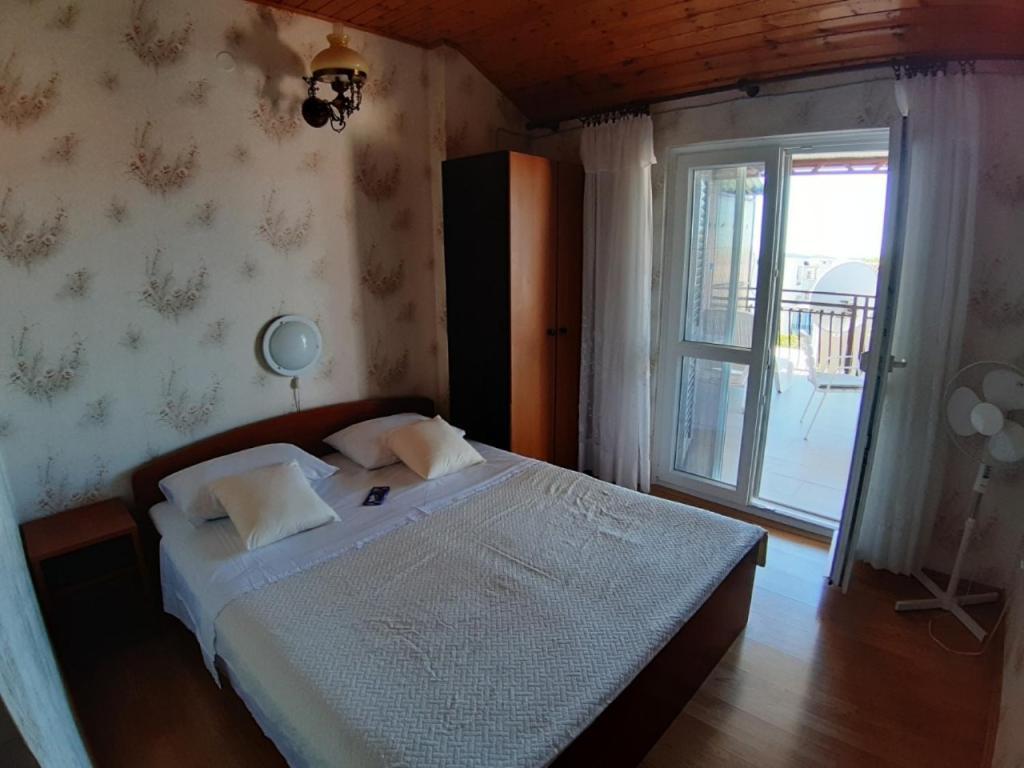 Guesthouse Brodarica Šibenik Esterno foto