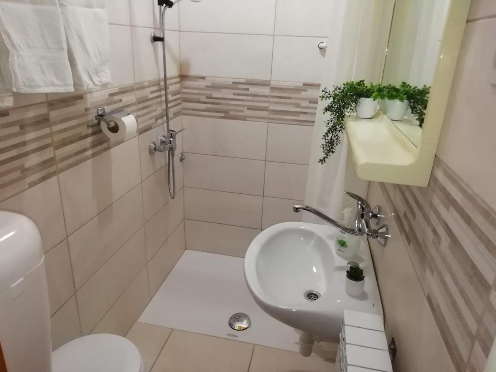 Guesthouse Brodarica Šibenik Esterno foto